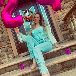 BLUE SLEEVED CORSET TOP